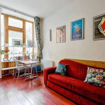 Appartamento Guestready - Apt. Vintage Au Centre De