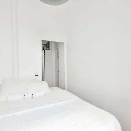 Appartamento Guestready - Apt. Vintage Au Centre De